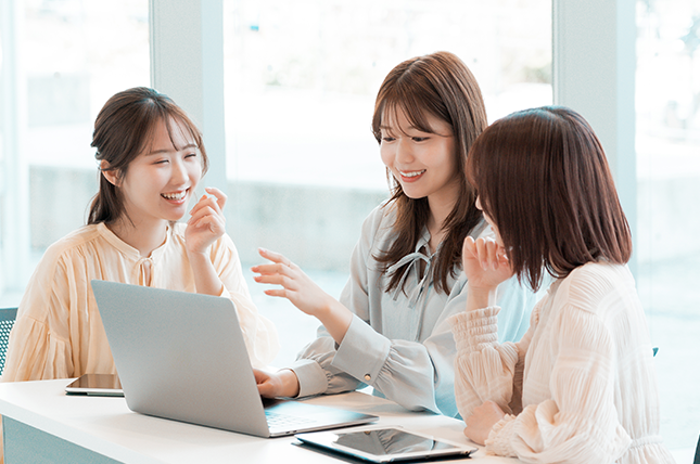 新宿スタッフは全員女性